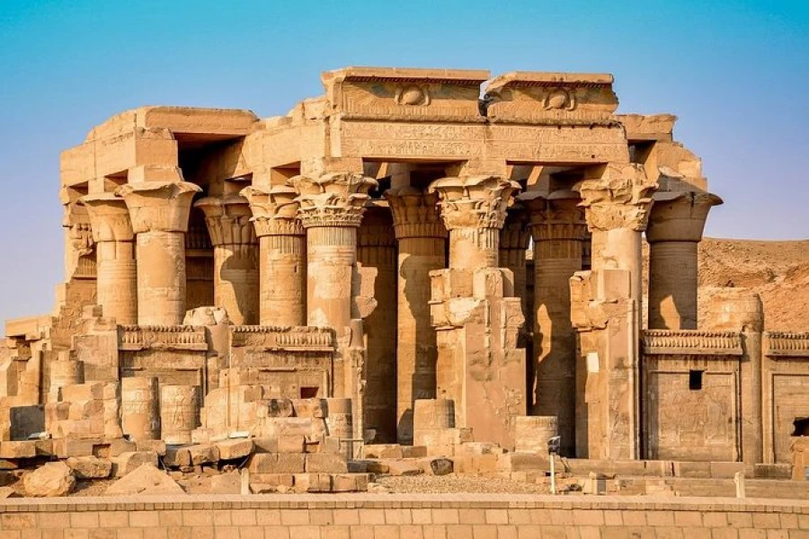 Edfu and Kom Ombo Temples Day Trip